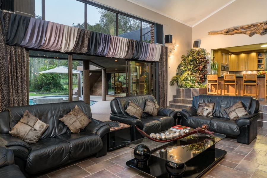 11 Bedroom Property for Sale in Die Boord Western Cape